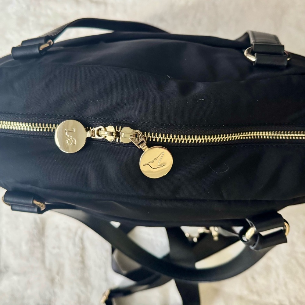Lo & Sons medium O.G. In black with gold hardware and gray interior. - Picture 3 of 6